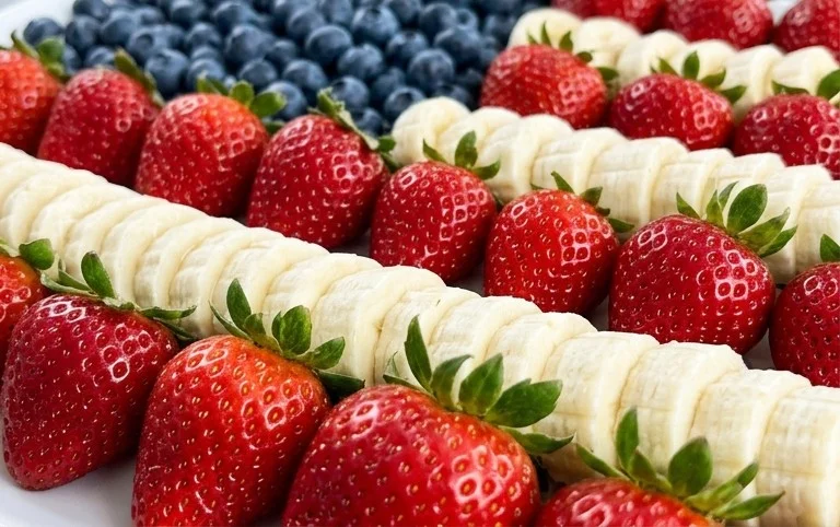 4th of July Fruit Platter Idea | How to Make an American Flag